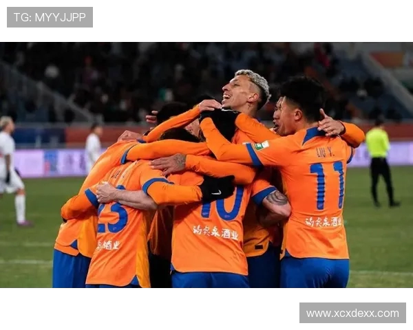 山东泰山挑战上海海港誓取三分 赛季关键战一触即发