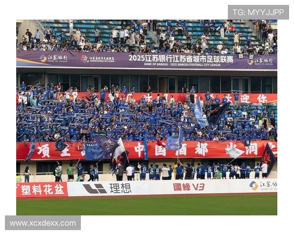 苏超联赛发展现状分析与未来展望:球迷热情与俱乐部竞争格局解析 苏超联赛发展现状分析与未来展望:球迷热情与俱乐部竞争格局解析