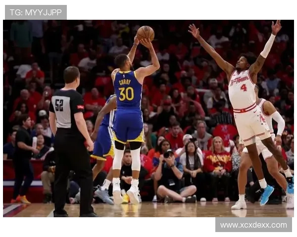 开拓者迎战勇士，劲爆对决再掀西部季后赛风云