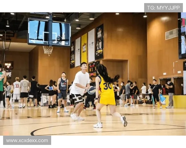 孙铭徽：从青涩新星到篮球场上的领军人物，见证中国篮球的崛起与辉煌